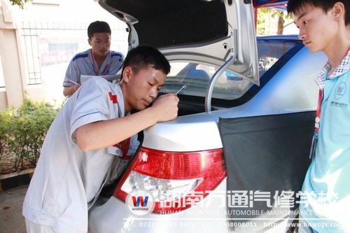 在以往的技能大賽中，學(xué)子們的表現(xiàn)十分優(yōu)秀