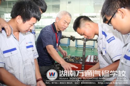 老師手把手教學(xué)，讓學(xué)生理解透徹，掌握真正技能