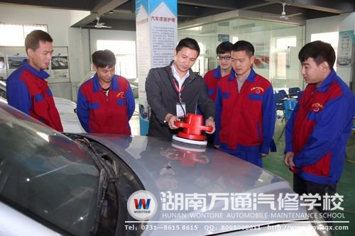 郝老師手把手教學(xué)，讓學(xué)生學(xué)習(xí)起來毫不費(fèi)力