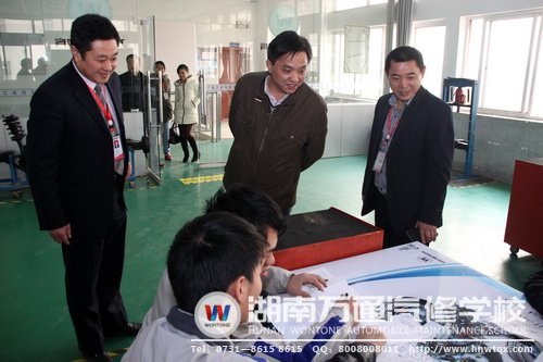 湖南萬通理實一體化的教學(xué)，贏得了劉副局長的認可