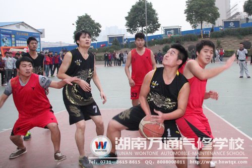 &ldquo;萬(wàn)通好隊(duì)員&lsquo;！