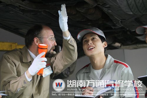 學(xué)汽修，搶占先機