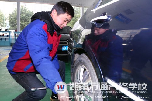 王前鋒為了&ldquo;再創(chuàng)業(yè)&rdquo;，選擇了到湖南萬(wàn)通學(xué)習(xí)