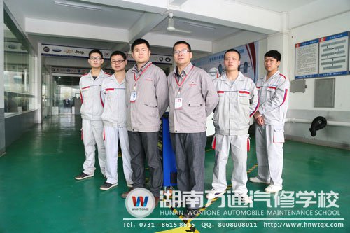 湖南萬通汽車改裝小組&mdash;&mdash;響箭隊(duì)