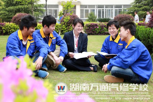 有這樣的班主任，學(xué)生們何樂不為？