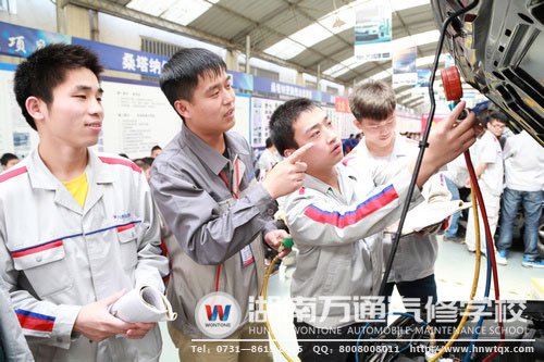 手把手教學(xué)的模式，讓學(xué)生學(xué)起來(lái)更輕松