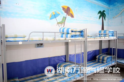 溫馨而又浪漫的學生宿舍