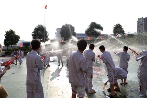 學(xué)汽修去哪里好？