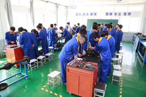 學(xué)汽車檢測(cè)與維修怎么樣