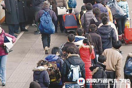 做辛苦的打工人，不如學(xué)技術(shù)自己創(chuàng)業(yè)做老板