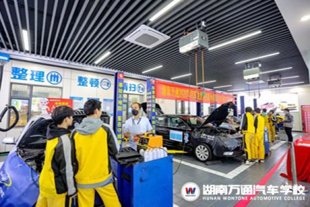降溫？這里簡直不要太火熱！速來圍觀……