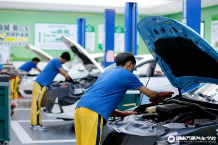 馬上要開學了,技校生、中專生、職高生可以轉(zhuǎn)校嗎?