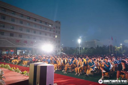 校園五一晚會回顧|以歌為禮,以舞致敬,共赴勞動者的浪漫之約！