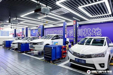 揭秘湖南萬通＂理實一體＂ 教學法:真技術(shù)這樣煉成！