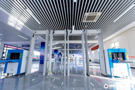 湖南萬通學(xué)校夏秋招預(yù)報名開啟，免分入學(xué)新賽道