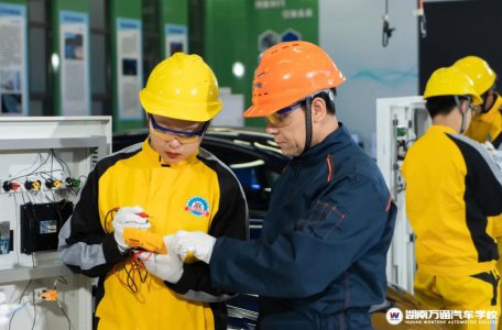 單招落榜后選職校學(xué)技術(shù)? 這些地方一定要注意！