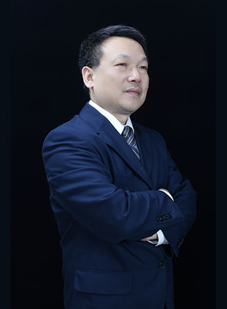 的汽修學(xué)校教師-何建星