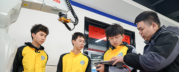 PLC工業(yè)機器人班專業(yè)